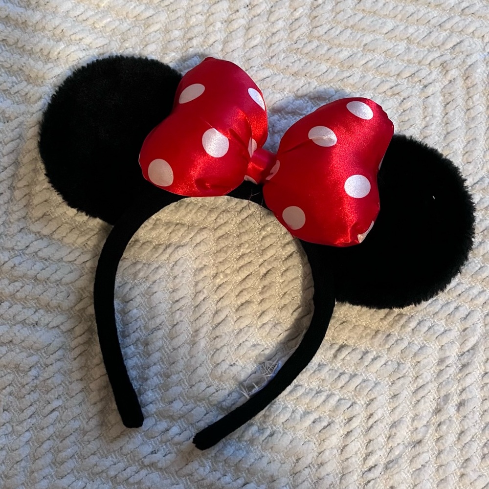 Minnie Mouse Ears